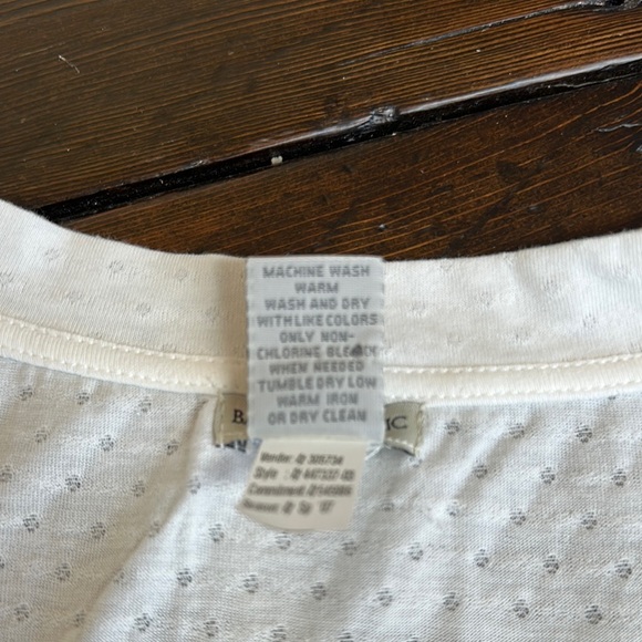 Banana Republic Cream Colored Cap Sleeve T-Shirt Size M - Picture 3 of 6